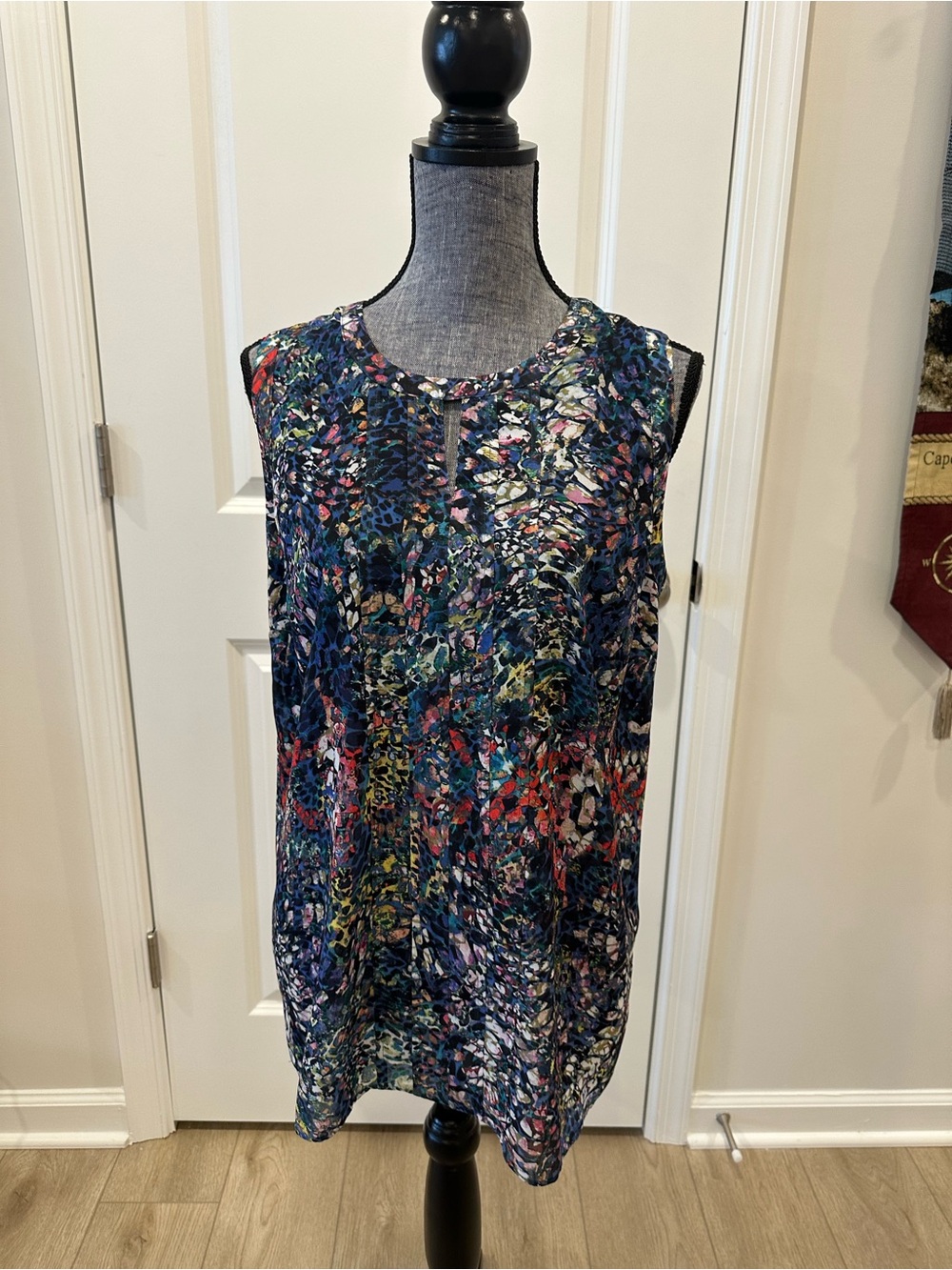 CAbi Sleeveless Multicolor Printed Blouse - Navy Multicolor Medium